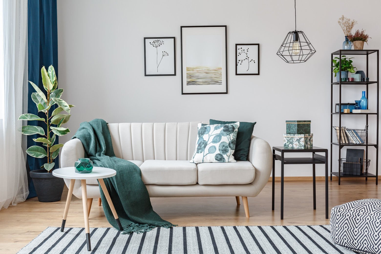 Carpeting doesn't line up well with contemporary styles, and while rugs are used, they're often used as accent patterns or colors. (iStock / Getty Images Plus)
